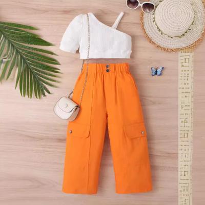Mädchenmode-Set: Sommer Kinder Einfarbig Kurzarm Schulterfrei Pullover, Zweiteiliges Set aus bunten Denimhosen