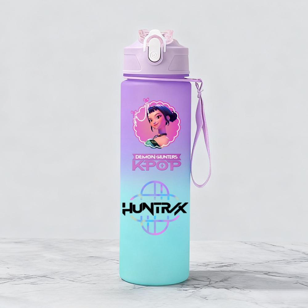 Demon Hunters Huntr Rumi Mira Zoey Jinu Celine Plastic Water Cup Pop Drinking Bottle School Huntrix Gourde ML KPOP X K 800 Kid Friendly Entertaining