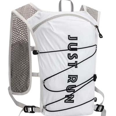 Leichter Outdoor-Trinkrucksack