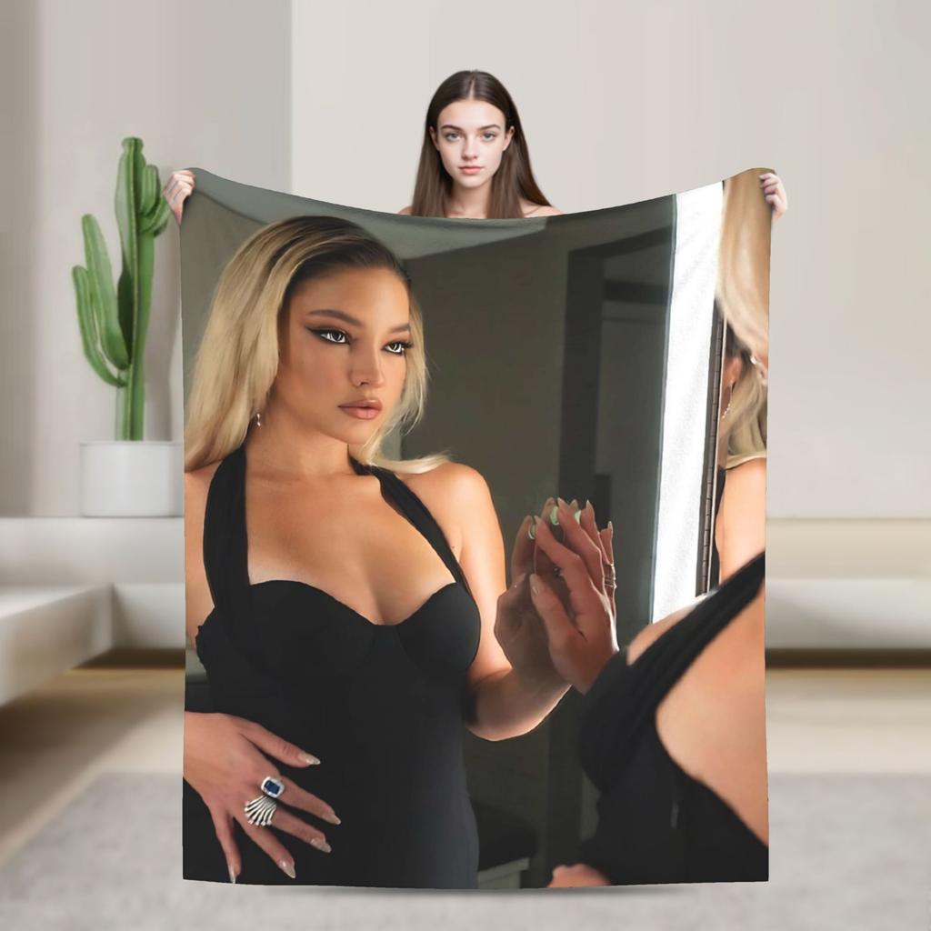 Super Soft Throw Blanket Travel Office Madelyn Cline Beautiful Actress Poster Blanket Flannel For Outdoor Trend Sofa Bed Cover