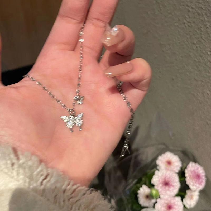 

New Neck Chain~ Full Diamond Butterfly Necklace Niche Design Sense Advanced Light Luxury Delicate Clavicle Chain