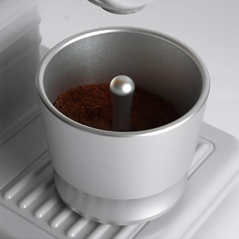 Hochwertiger Kaffee-Dosierbecher Espresso-Zuführerteil Aluminiumlegierungsmaterial für Espressomaschine Dosierbecher Kaffeezubehör