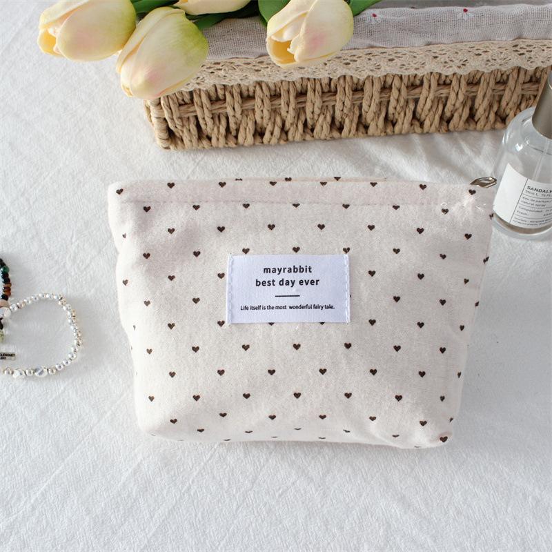 Korean Ins Dot Love Lipstick Makeup Bag Female Clutch Bag Small Cosmetics Bags Inner Bags Travel Organizer Bags Toiletries Bag