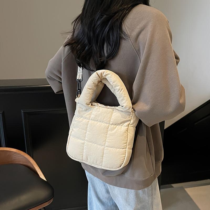 Borsa a tracolla trapuntata in nylon Autunno Inverno Monocolore Borsa a spalla con fodera in poliestere Chiusura con cerniera Pulitura professionale a secco