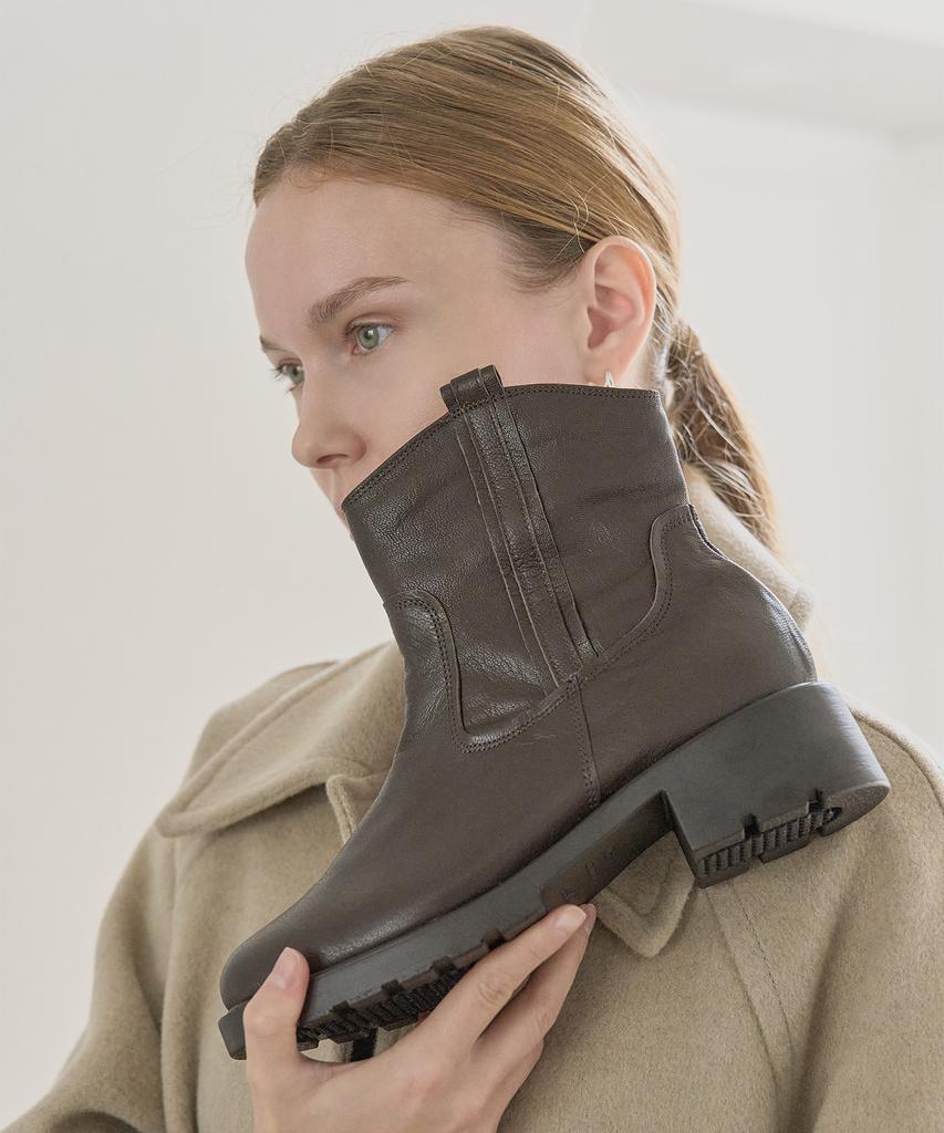 Gisse Genuine Leather Pound Brushed Ankle Boots Gis-46292