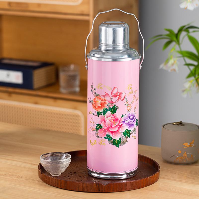 Nostalgic Retro Portable Thermos Flask: Old-Fashioned Chinese Style Tea Bottle with Aluminum Shell