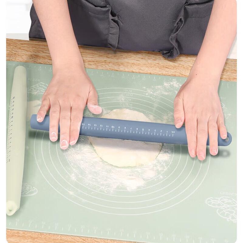 ZISIZ Silicone Rolling Pin with Scale & Hanging Hole, 2-Pack