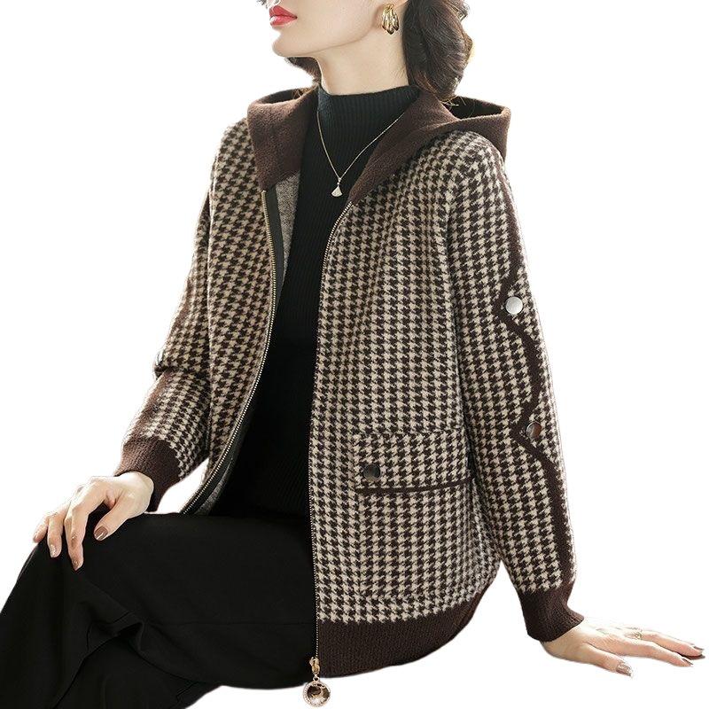 Women's Korean Houndstooth Hooded Coat - Fashionable, Age-Reversing, Casual Top for Autumn and Winter