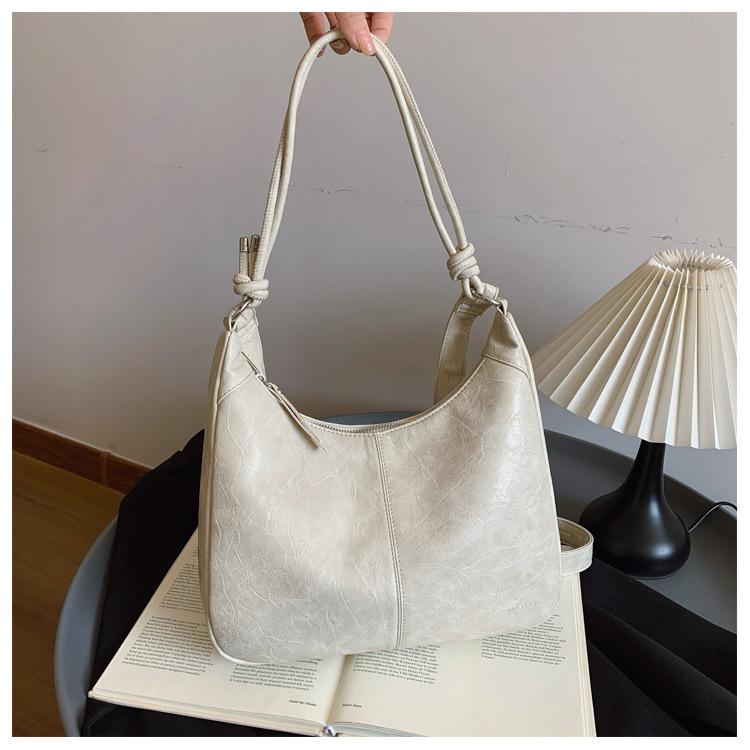 

Commuter large-capacity bag women s new casual simple shoulder bag popular versatile messenger bag покинуть белый