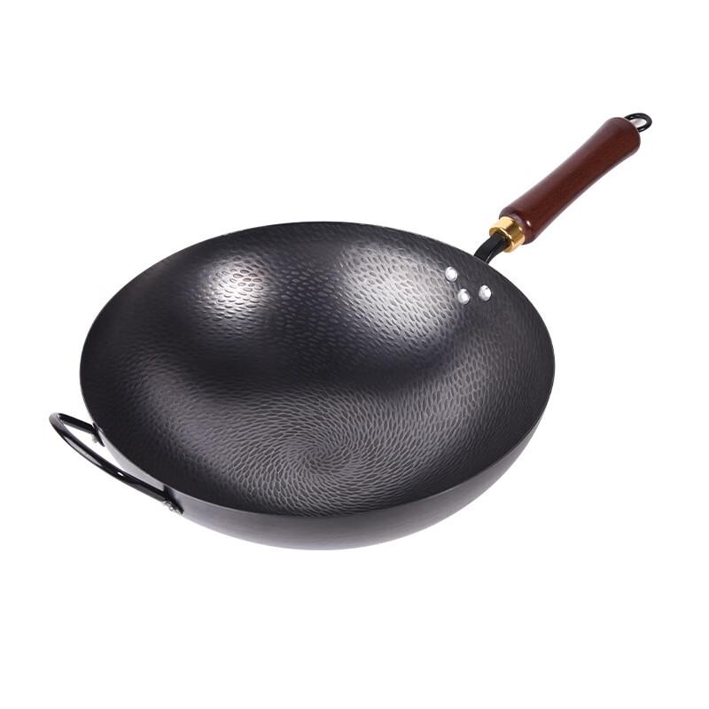 Triangle Dragon Hammered Nitrided Iron Wok