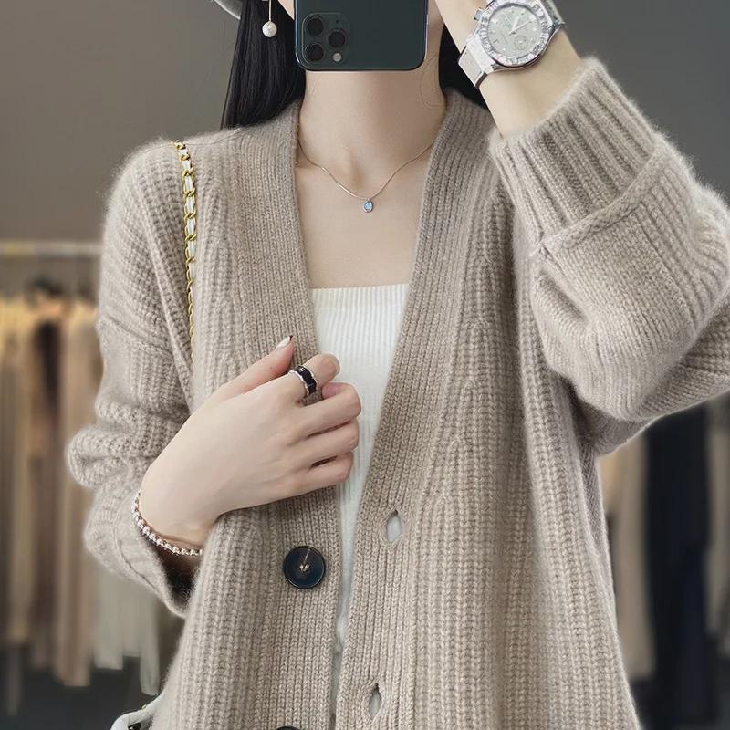 

Женский кардиган с V-образным вырезом в корейском стиле, осень 2025: Свободный вязаный свитер однотонного цвета One Size верблюд
