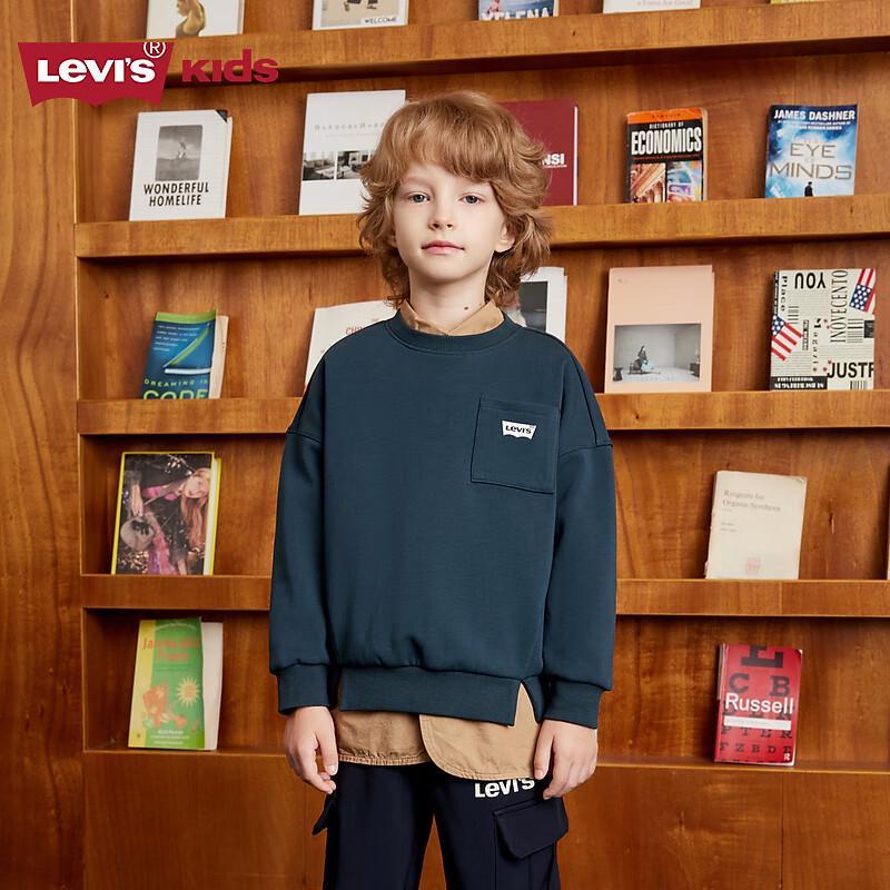 Levi s Boys Fleece Lined Round Neck Sweatshirt 160/76
