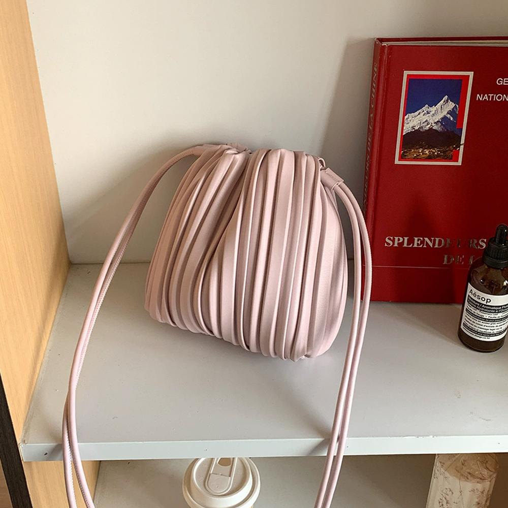 Summer Fashi New Crossbody Bag Women's PU Single Shoulder Mini Bag Luxury Versatile Pleated Casual Small Square Bag Ruched NEW