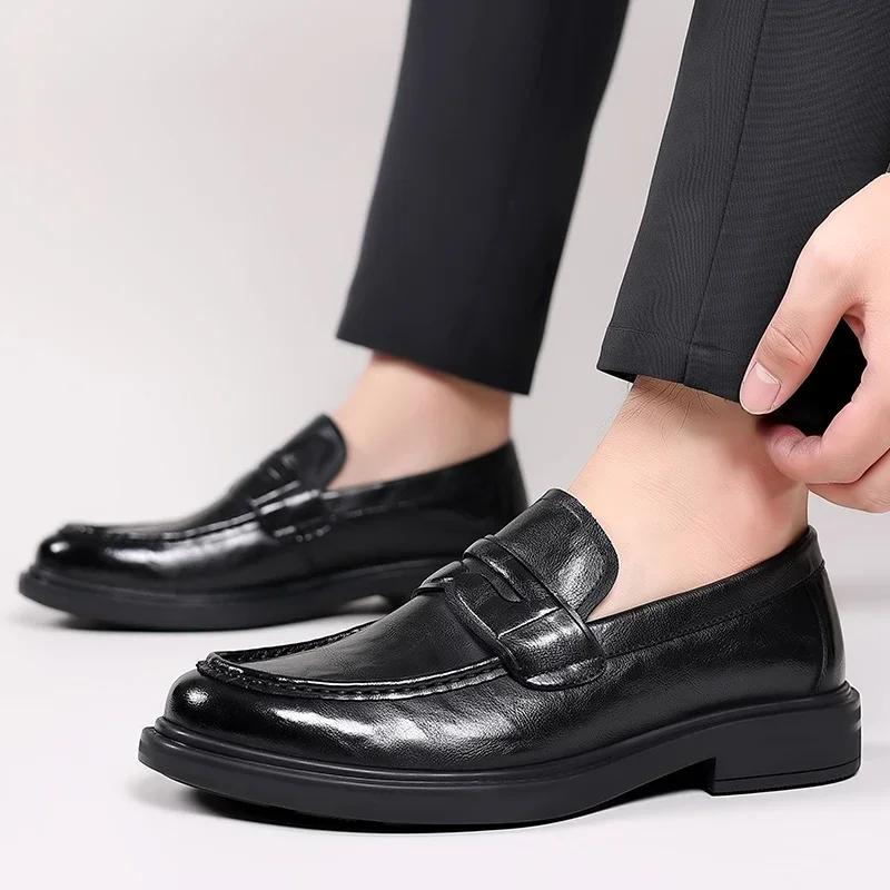 Fashion Brand Business Low Heeled Leather Shoes Loafers for Men Thick Soled Shoes Man Moccasin Handmade Slip on Dress Shoes Men Party