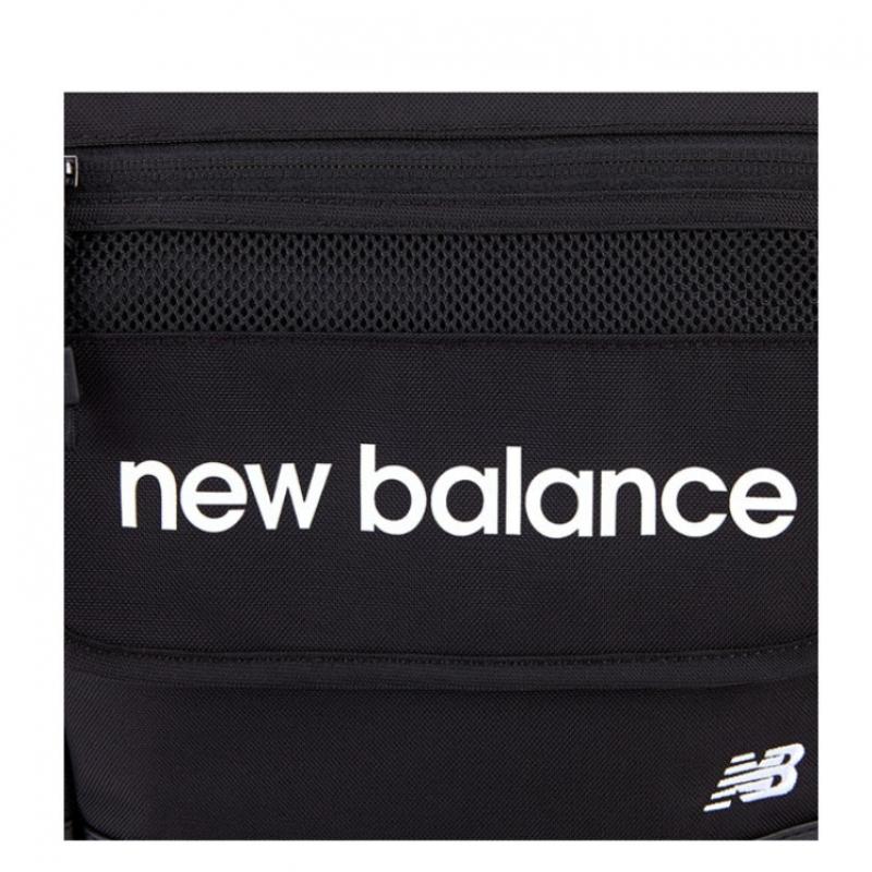 New Balance Half Club Nbgcas0609 Bk Letter Square Cross Bag Sling Bag Hip Color