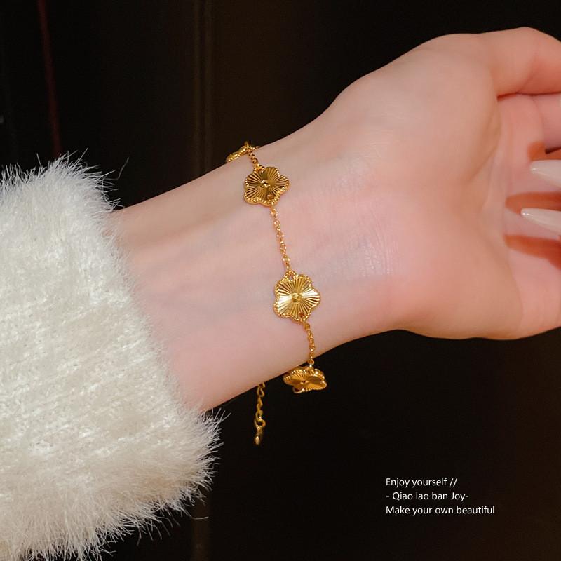 New Chinese Style Titanium Steel Flower Bracelet With Dshaped Pattern For Women