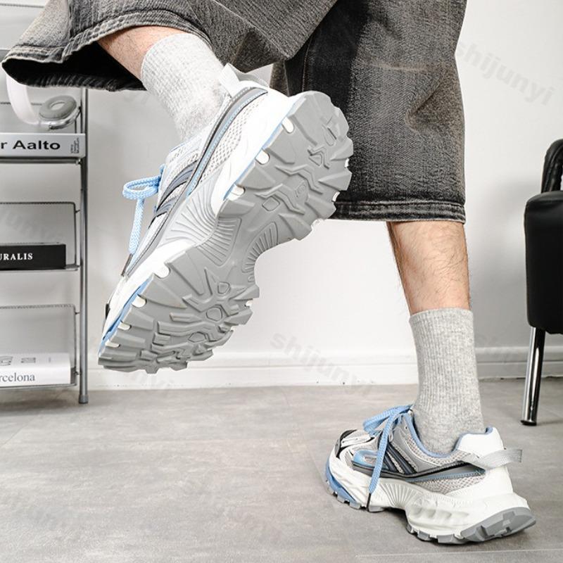 Fashion Men Running Shoes 2025 Spring Autumn New Height Increase Platform Sneakers Fashion Non Slip Hard-Wearing Casual Vulcanized Shoes