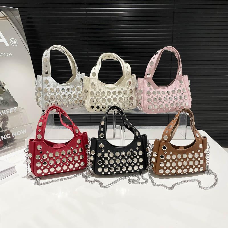 2025 Spring New Rivet Bag Korean Version of Fashion Shoulder Bag Niche Versatile Women's Trend Messenger Underarm Bag Pu