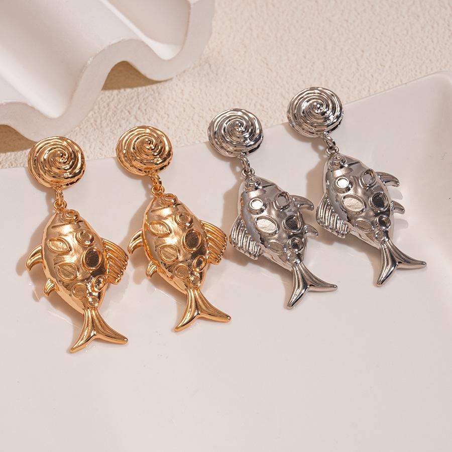 Textured Fish Earrings, Exaggerated High-end and Unique Temperament Earrings