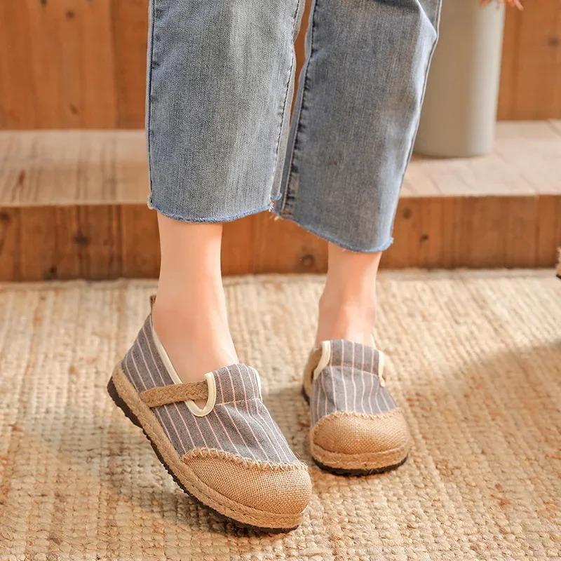 Fashion 2025 New Industry New Women's Shoes INS Trendy Preppy Style Simple Canvas Round Head Low Top Azzai Shoes Wholes