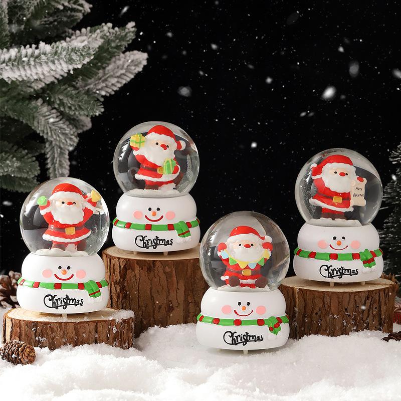 The new Christmas luminous crystal ball will send students and teachers creative gifts for Christmas, desktop decorations and ornaments.