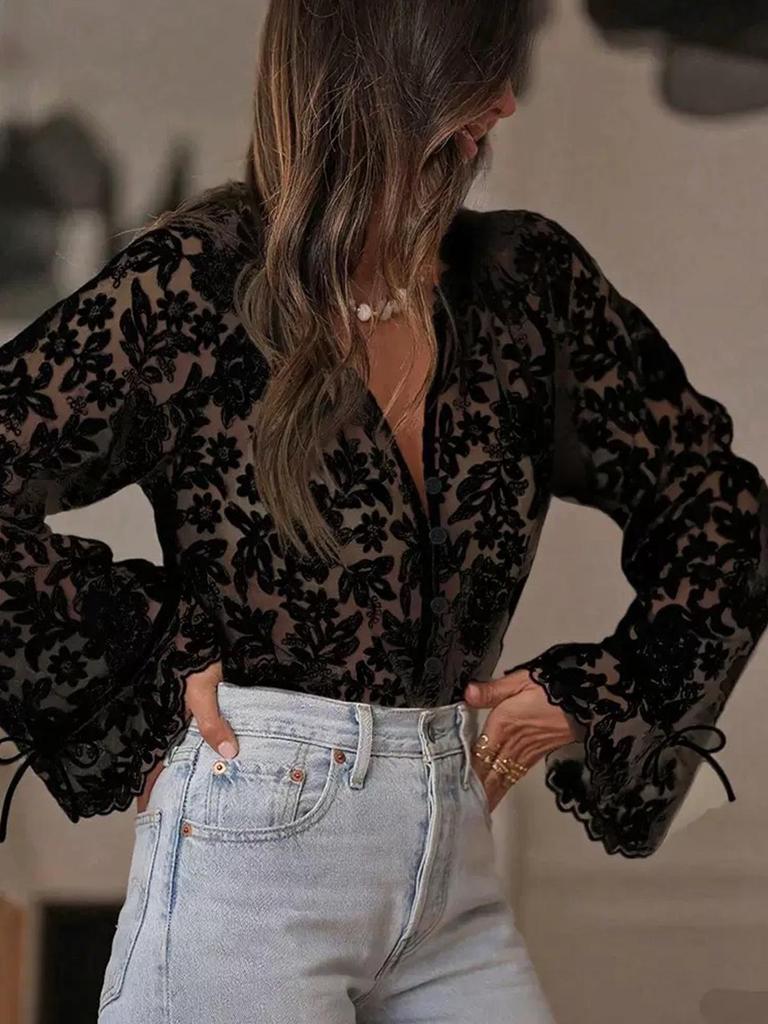 2025 Korean & Japanese Style Women's Hollow Lace Casual Shirt