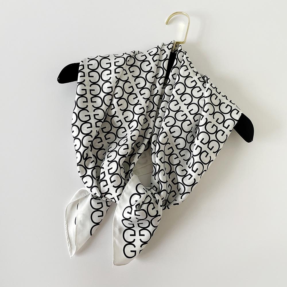 New Spring Style Imitation Silk Scarf with Versatile Design Simple Korean Fashion Printed Silk Scarf for Women
