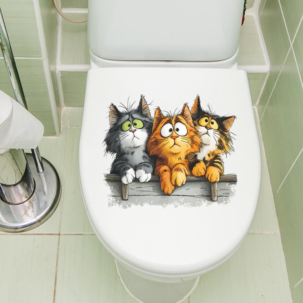 The Decorative Wall Stickers of The Messy Painted Kitten Combination Bathroom, Toilet and Toilet