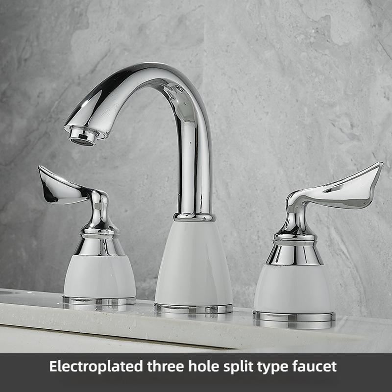 

Классический Роскошный Латунный Смеситель для Раковины в Ванной Комнате 3 Отверстия Смеситель для Ванны Кран для Горячей и Холодной Воды Настольный Набор Смесителей для Раковины