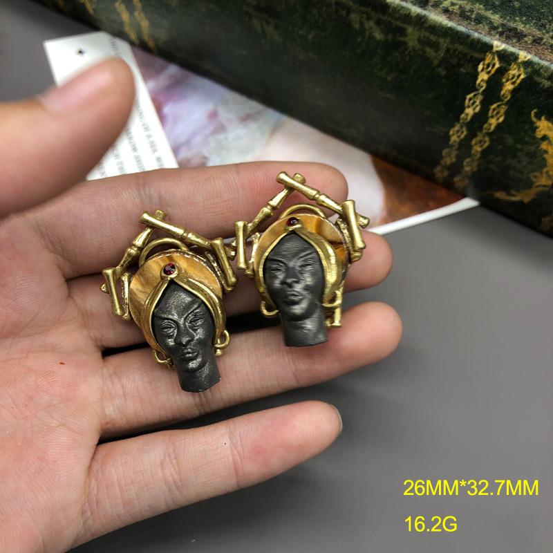 

3D Relief Portrait Necklace and Earring Set Vintage European and American Style Elegant Jewelry