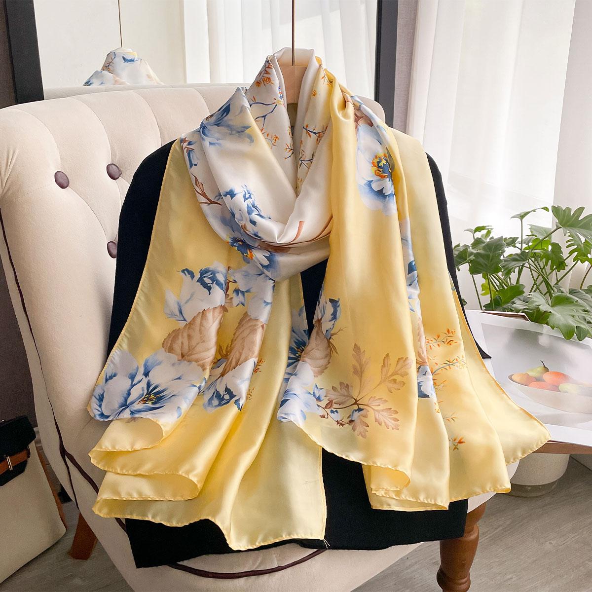 

2025 Розкішний Бренд Весна Літо Осінь Жіночий Одяг Нова Мода Кольорове Поєднання Принтова Шовкова Хустка Леді Популярна Турба світло-жовтого кольору