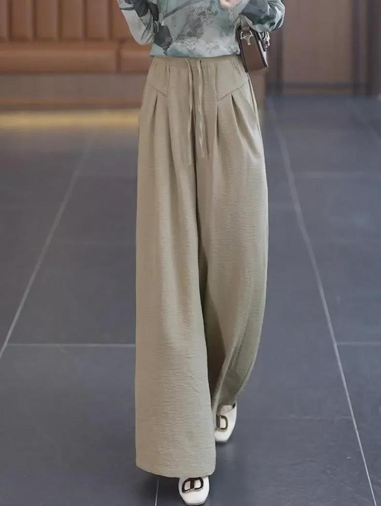Dámské culottes se širokými nohavicemi s vysokým pasem a záhyby - Kolekce jaro/léto 2025