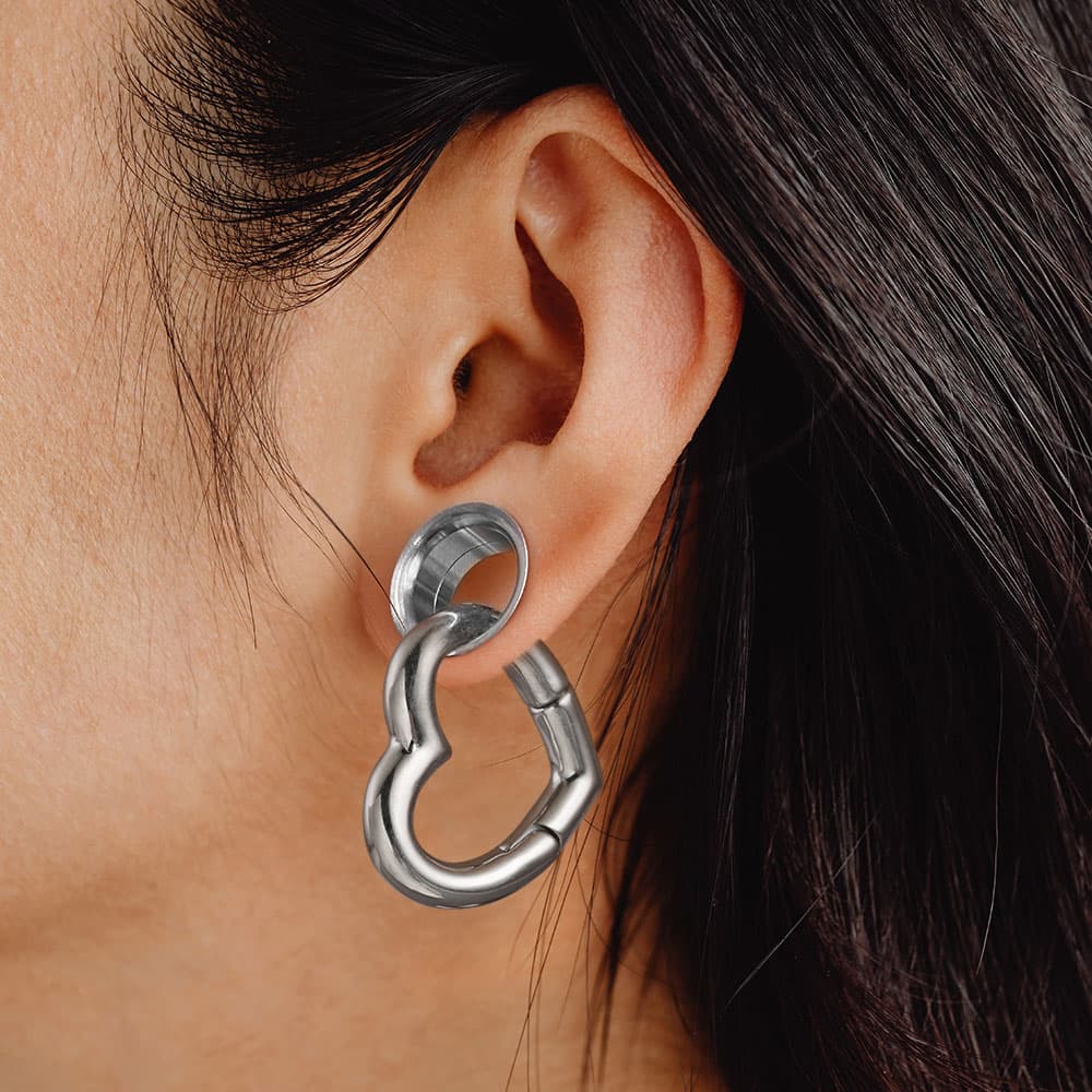 Giga 1/2Pcs 6mm Heart Shape Ear Weights Hanger Stainless Steel Body Jewelry Piercing Earring Gauges Earlobe Stretcher Fashion