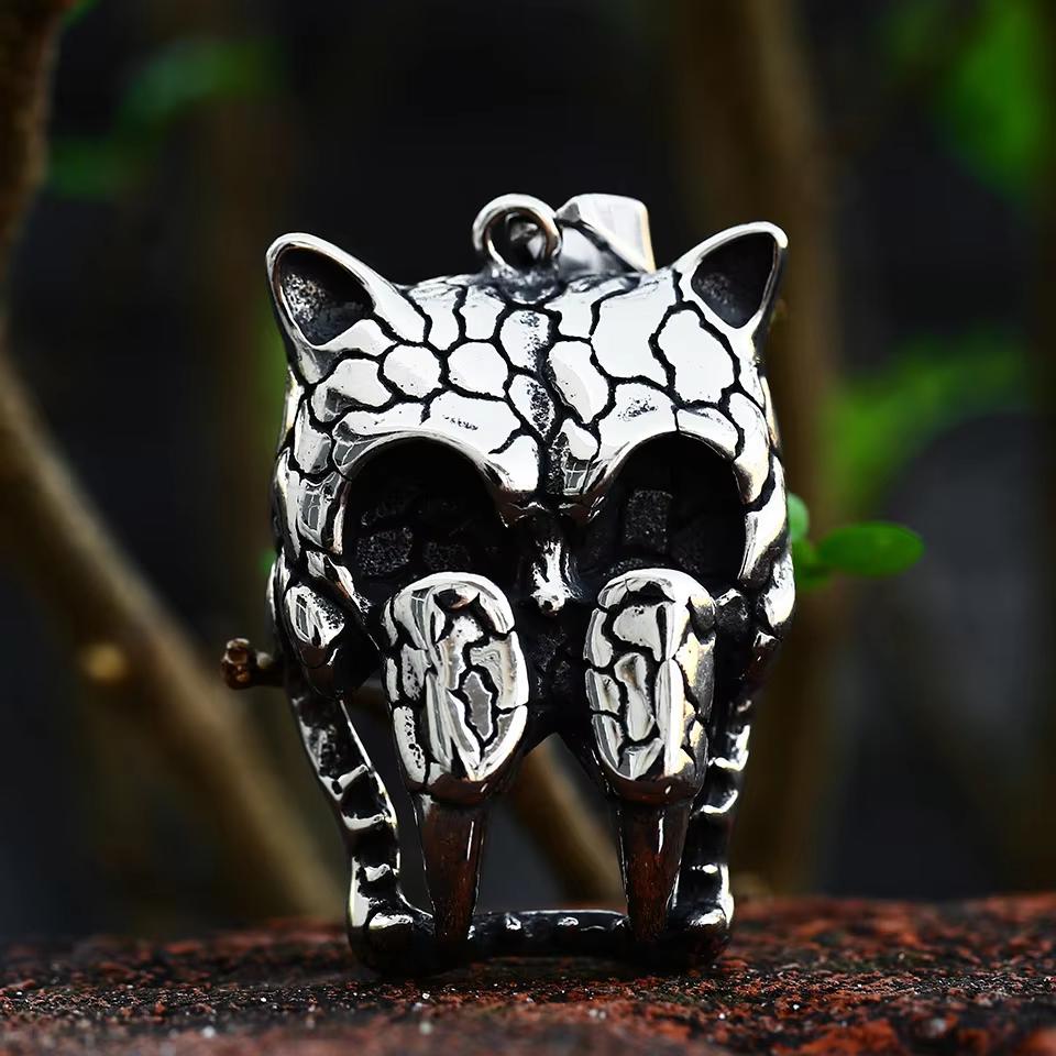 

BEIER 2022 New Heart Shape 316L Stainless Steel Green Eyes Men Women Pendant Necklace Animal Rock Fashion Cute Jewelry