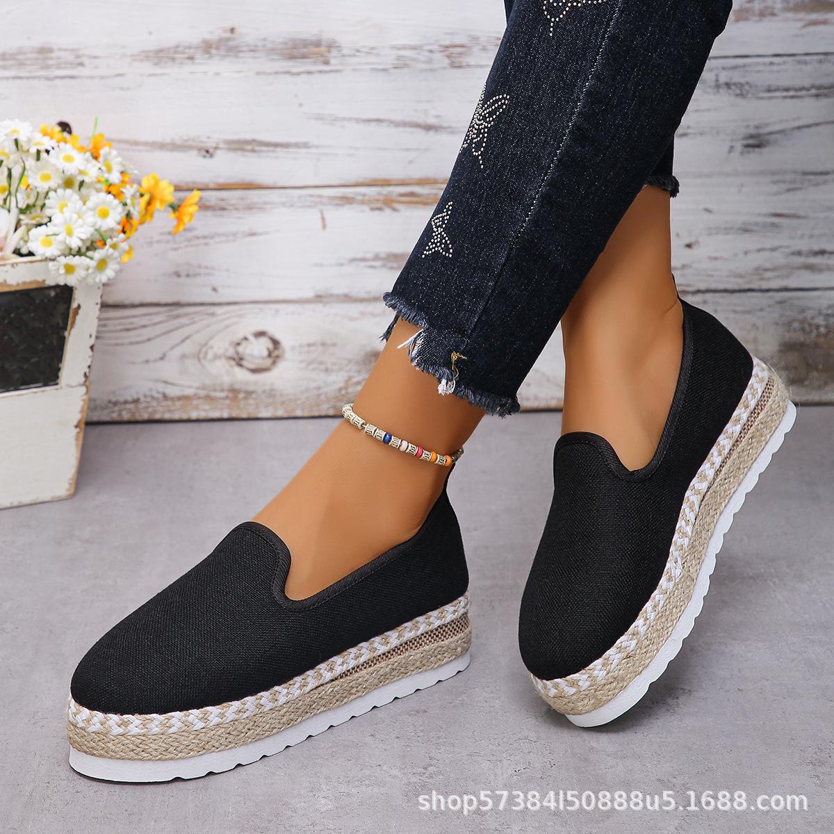 

Новые женские туфли большого размера из однотонной кожи в европейском и американском стиле, универсальные, в стиле колледжа, на плоской подошве, на шнуровке, размер для внешней торговли 43 36 чёрный