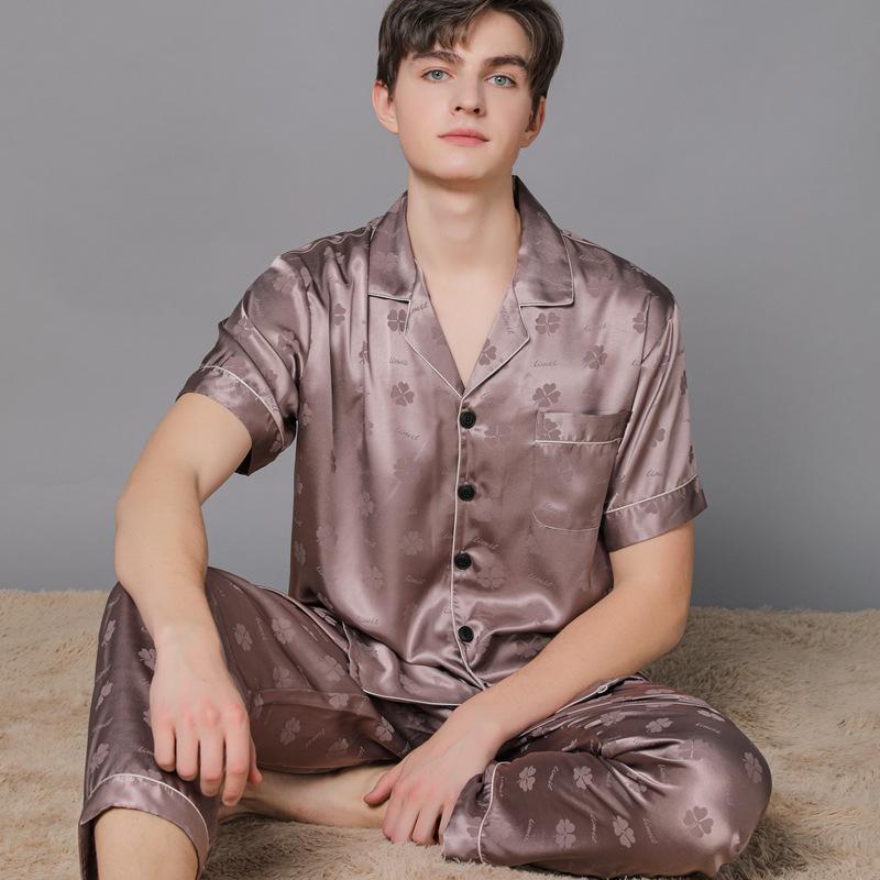 Män Isilke Pyjamasdräkt Sommar Stor Storlek Satin Tunt Rutigt Pyjamas Manliga Hemkläder Mode Tryck Högkvalitativ Sovkläder Pojke