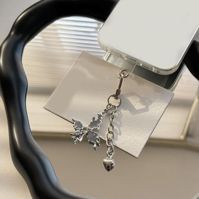 Porte-clés à breloques en forme de cœur et de papillon, joli pendentif décoratif pour sac à dos, pour femmes et filles