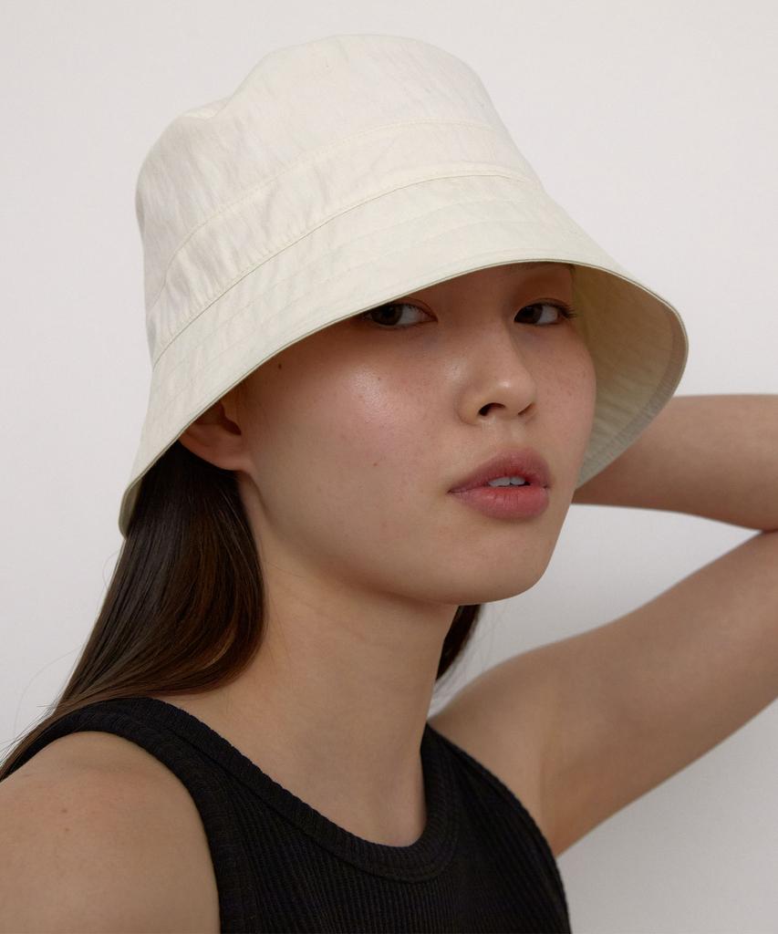38COMEONCOMMON Cotton Bucket Hat (Ivory)