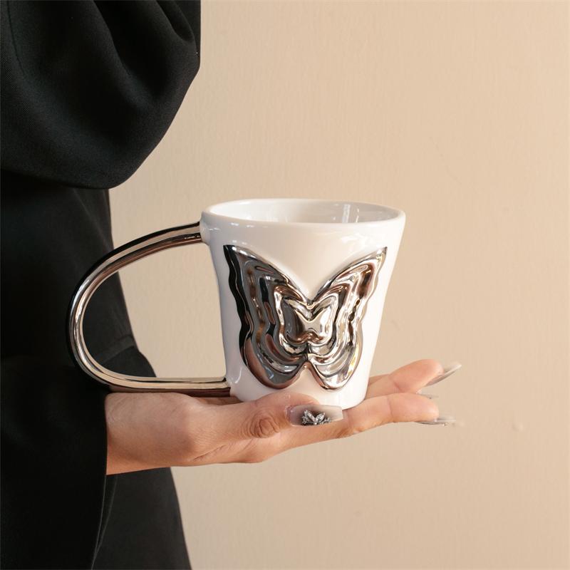 1Stk 320Ml Original Design Großer Henkel Silberne Schleife Tasse Kaffeetasse Großes Ohr Henkel Design Tasse Geeignet für Heimdekoration Heim Tägliches Trinken