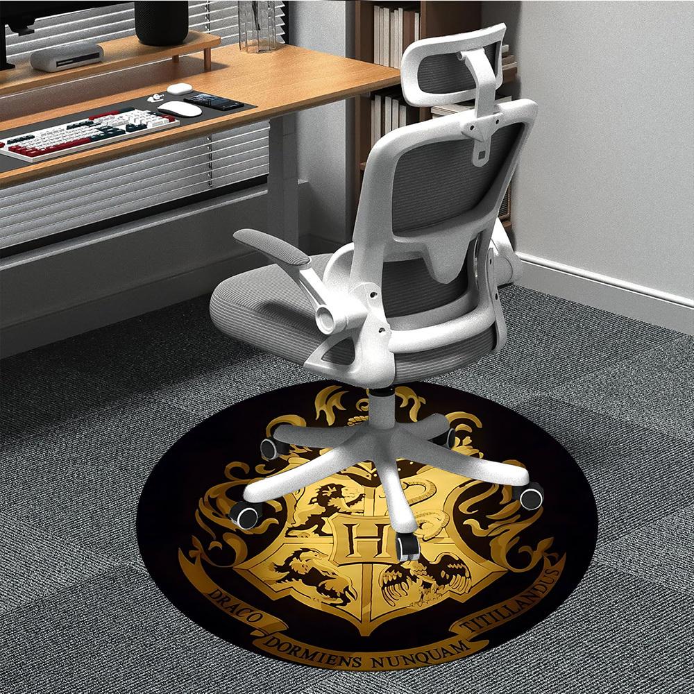 

1PC Hogwarts Crest Office Round Rug, Non-slip, Soft and Durable Office Rug for Interior Decoration, Perfect for Office, Beautiful Decoration 80cm