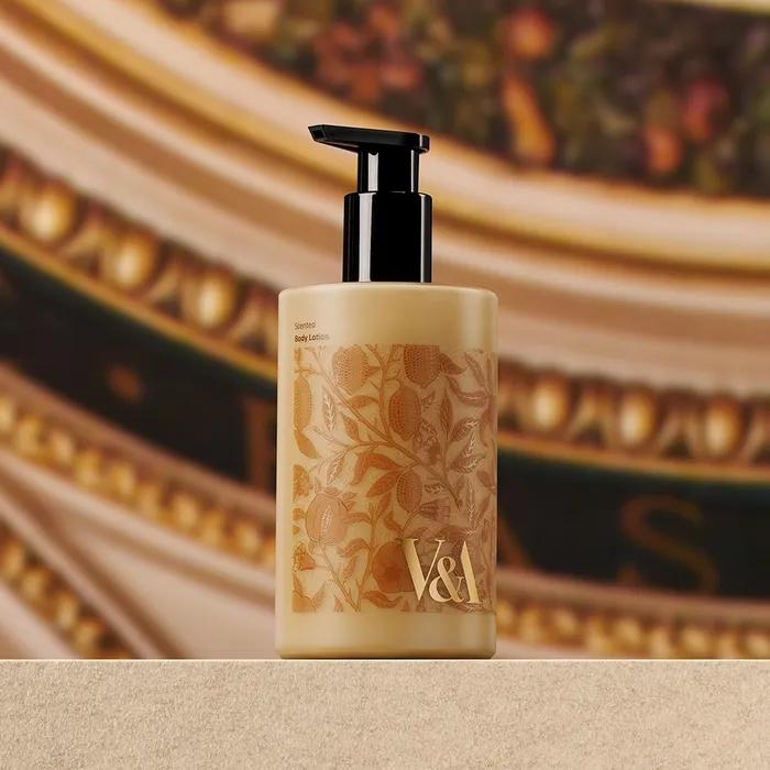V&A Scented Body Lotion Orange (450mL)