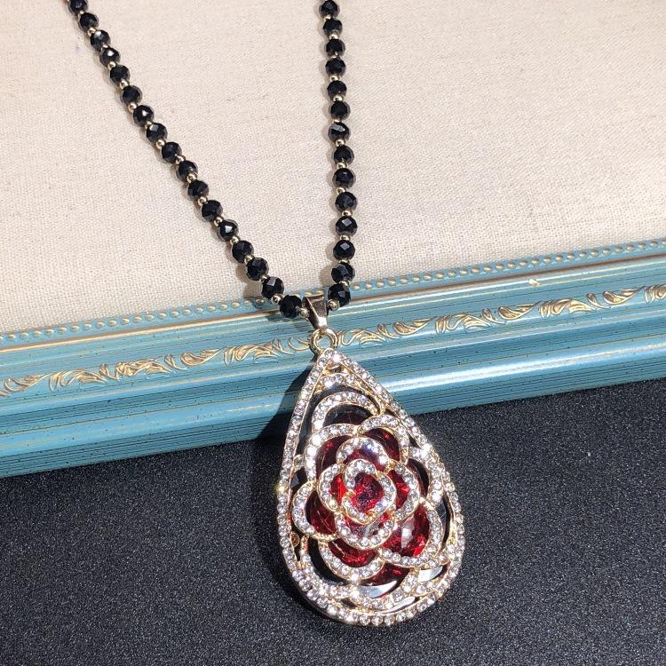 Retro Long Crystal Sweater Chain Women's Versatile Temperament Flower Pendant Necklace Fashion Ethnic Style Hanging Accessories
