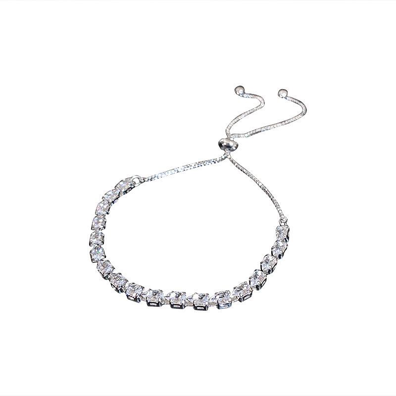 Luxurious Shiny Zircon Teardrop Geometric Bracelet - Elegant and Versatile Jewelry for Women.