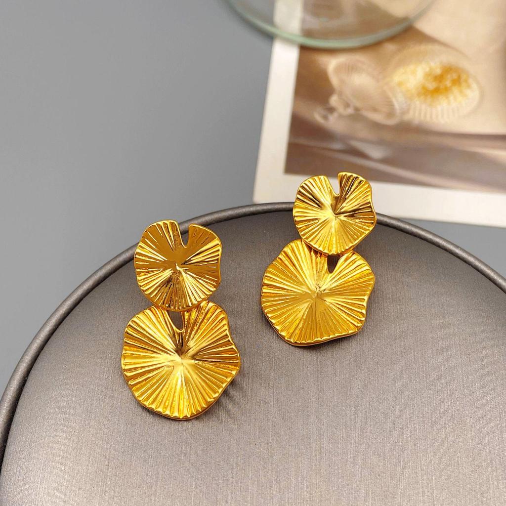Retro Asymmetrische Lotusblatt-Ohrringe - Schlichter, vielseitiger und stilvoller Hängeschmuck
