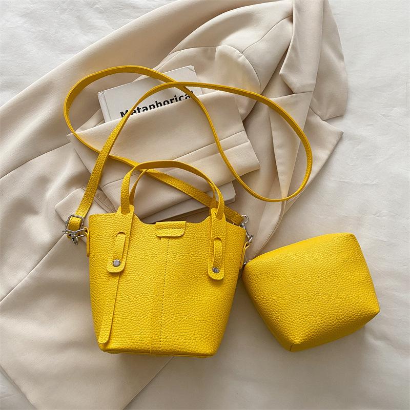 Summer small bag women 2025 new exquisite mini versatile messenger bag going to work portable small bag