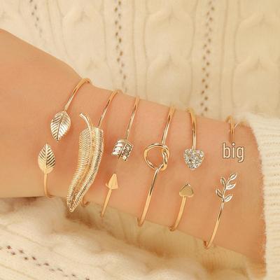 European & American Leaf Bracelet Set: 6-Piece Open Leaf Design