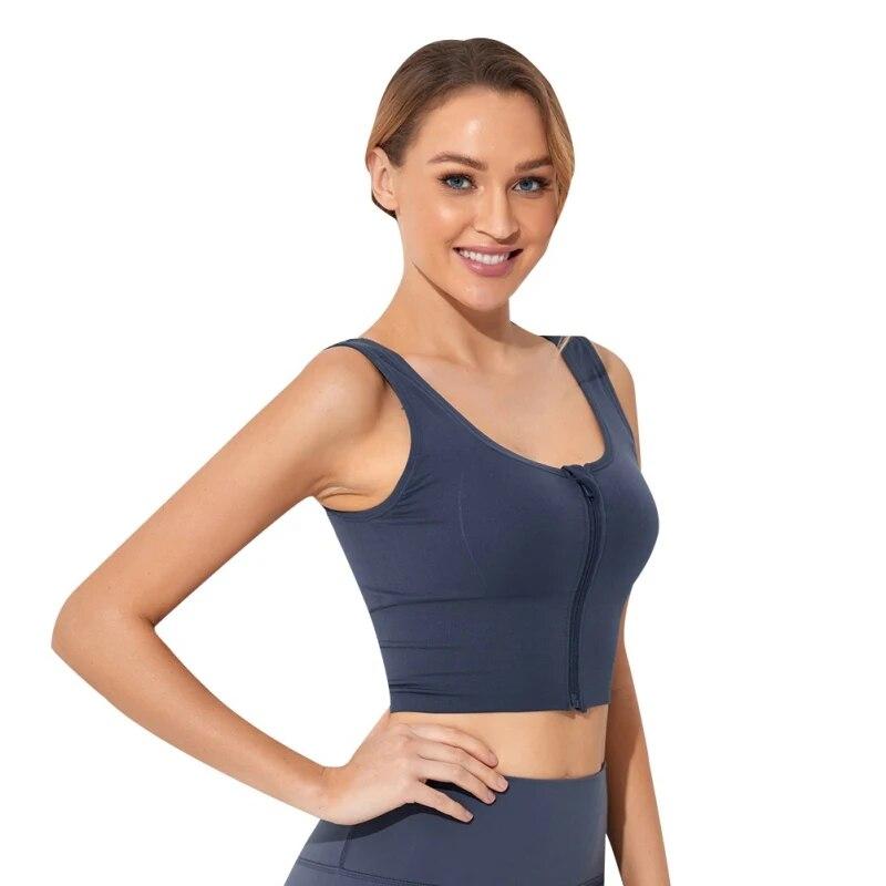 Intimo sportivo da donna con cerniera frontale che esegue il reggiseno sportivo I-back Yoga