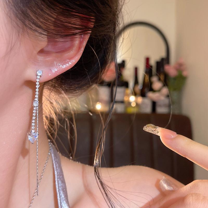 Light Luxury Zircon Heart Drop Earrings for Women Girls New Versatile Long Tassel Dangle Earrings Wedding Jewelry Accessories