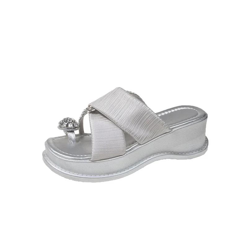 

Модные женские шлепанцы на толстой подошве с перемычкой для пальца, на танкетке, со стразами, шлепанцы для повседневной носки, красивые, с фееричным настроением, для通勤, Zapatillas De Mujer 40 серебряный