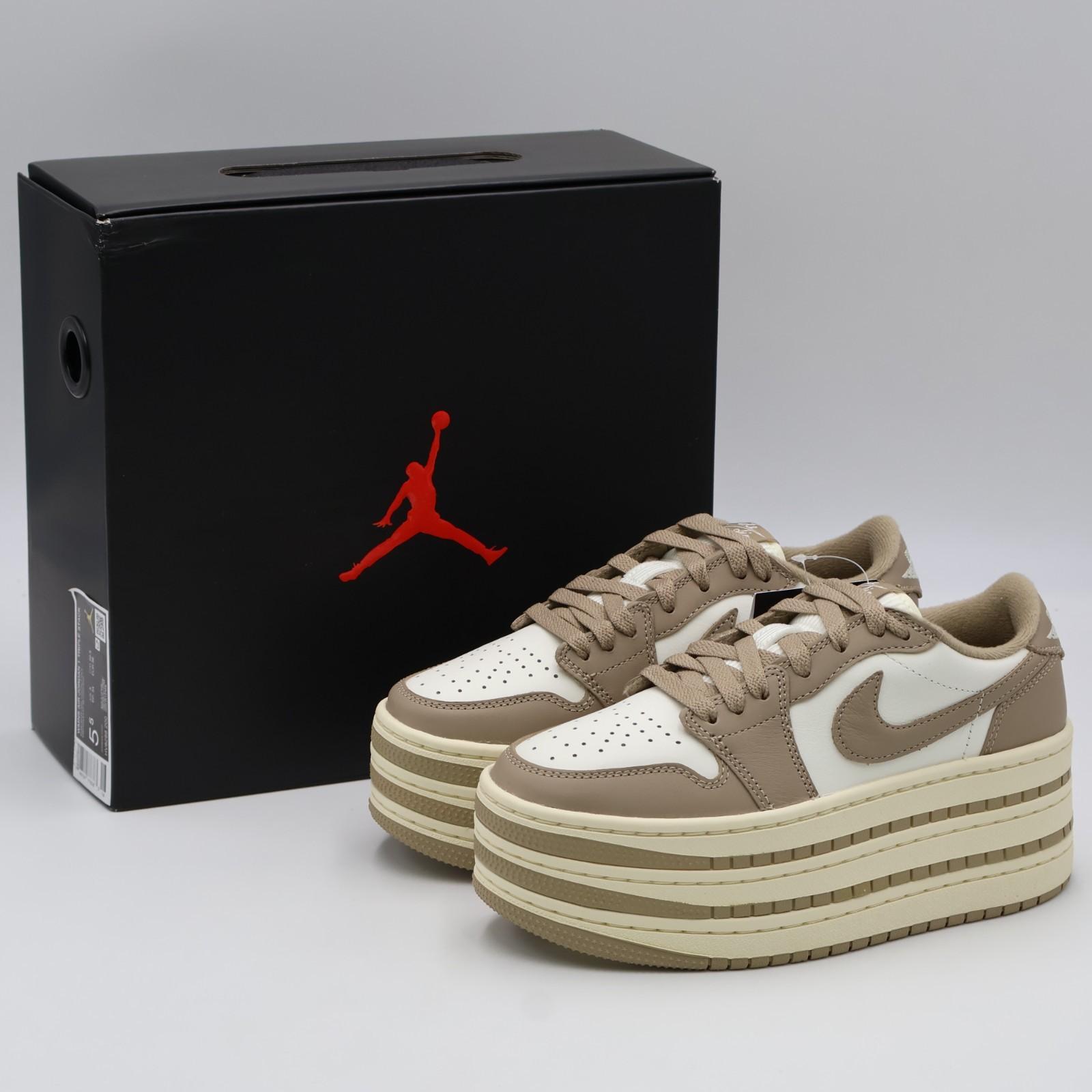 HV8288-200 Nike Air Jordan 1 Triple